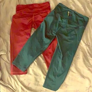 Two FER Vullsport Capri leggings NEVER worn!